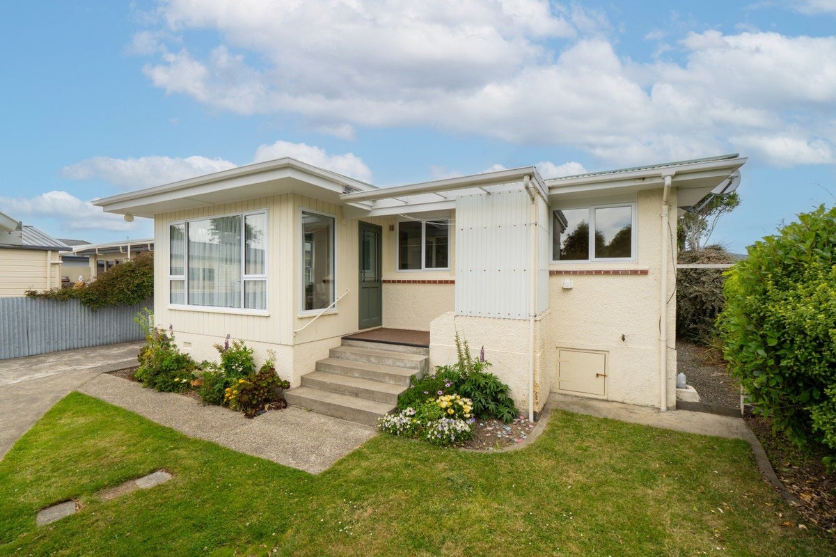 48 Helmsdale Street, Waverley, Invercargill - Carousel 24