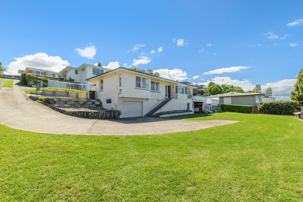 49 Harvey Street, Tauranga South, Tauranga - Carousel 1