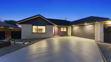 29 Manhattan Court, Paraparaumu Beach, Paraparaumu - Carousel 1