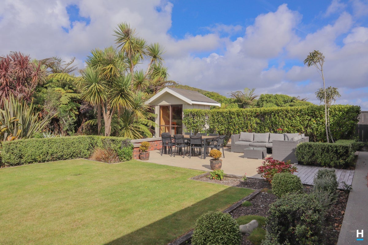 3 Karoro Place, Karoro, Greymouth - Carousel 29