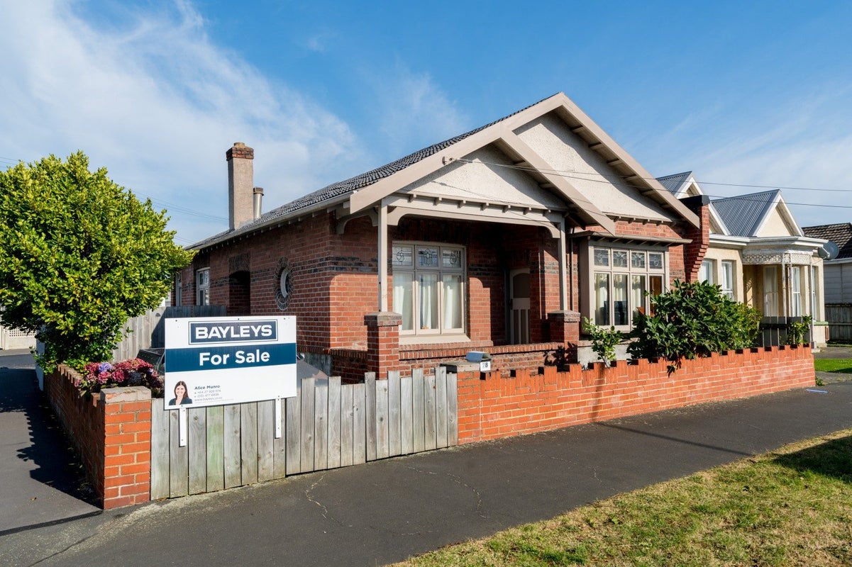 78 Queens Drive, Saint Kilda, Dunedin - Carousel 2