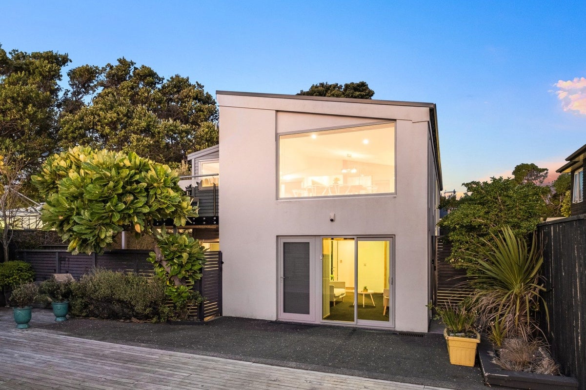 7A Sunset Parade, Plimmerton, Porirua - Carousel 20