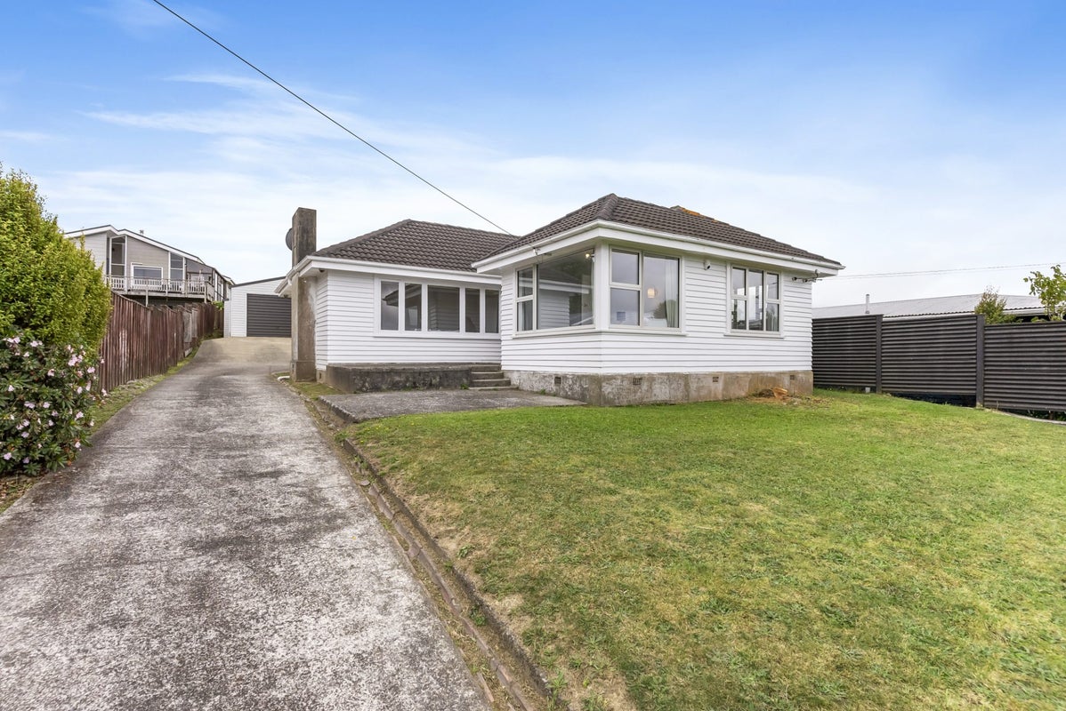 197 Miromiro Road, Normandale, Lower Hutt - Carousel 15