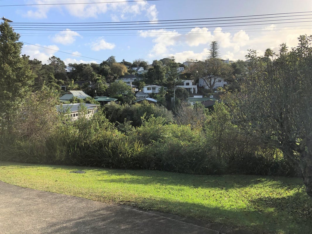 1/723 Beach Road, Browns Bay, Auckland - Carousel 17