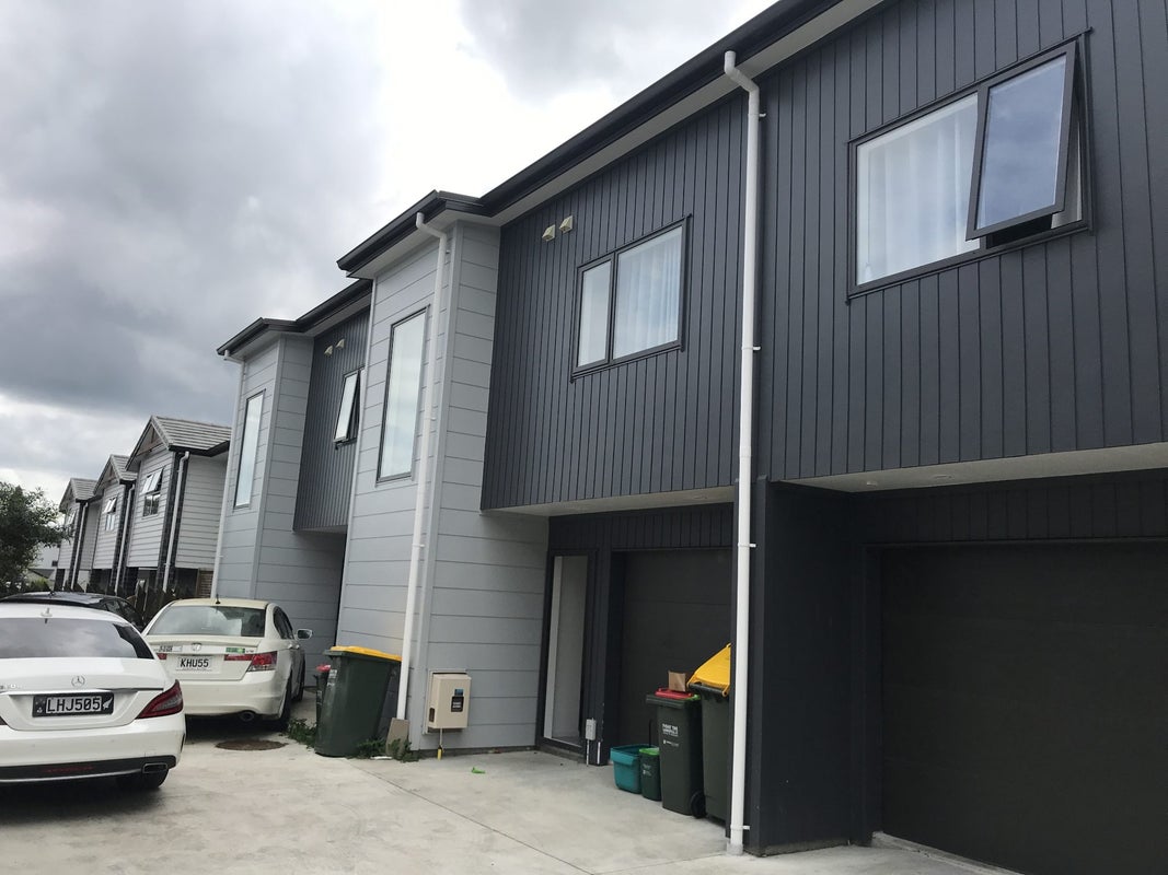 4/107 Knighton Road, Hillcrest, Hamilton - Carousel 1