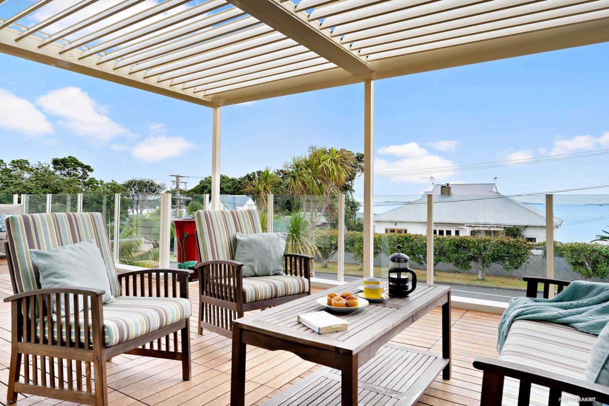 55A First View Avenue, Beachlands, Auckland - Carousel 2