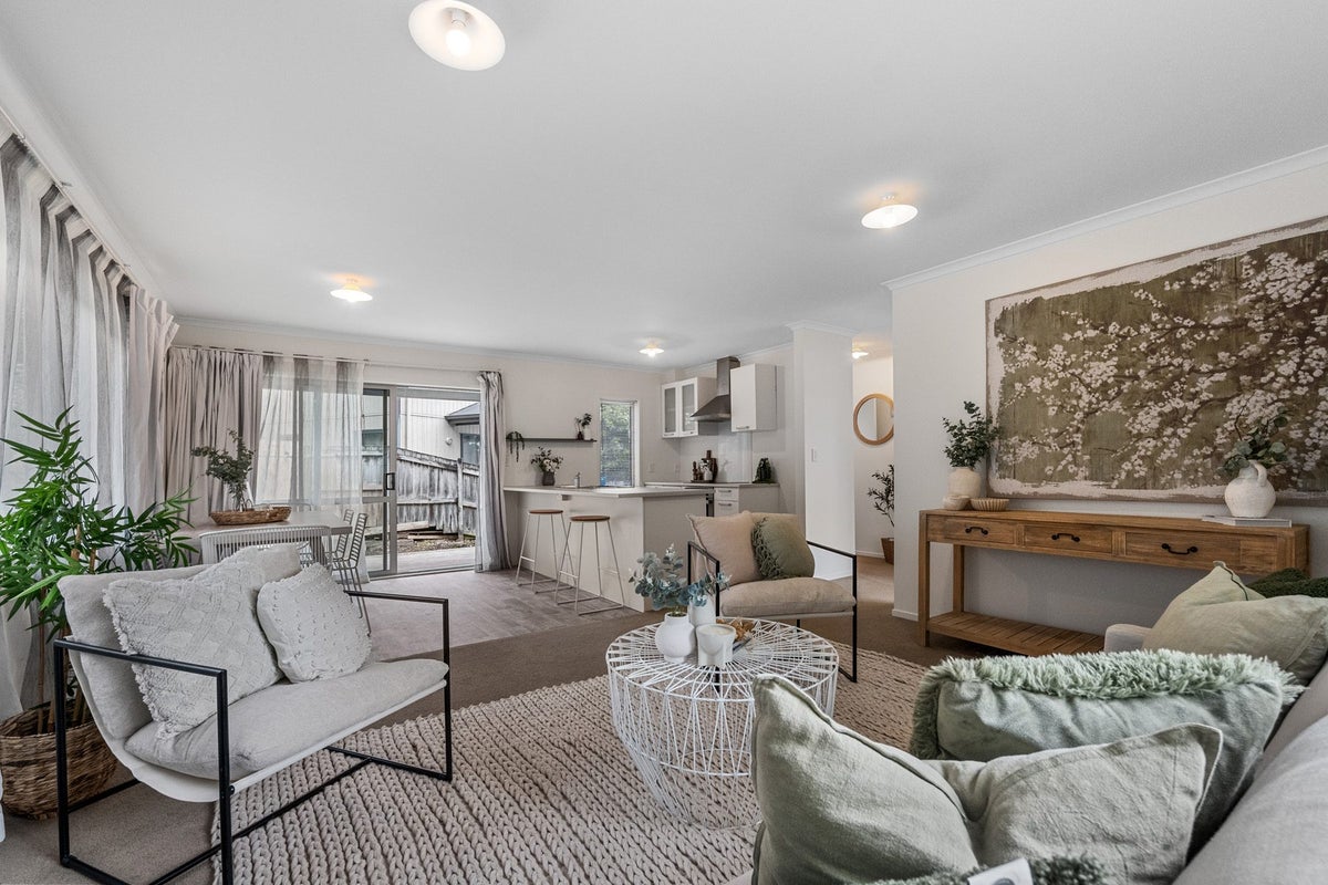 115 Watling Street, Gate Pa, Tauranga - Carousel 1