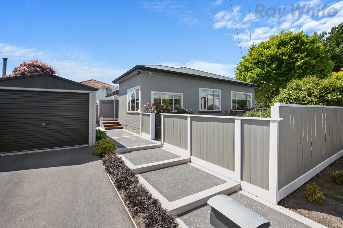 2 Cleveland Street, Edgeware, Christchurch - Carousel 2