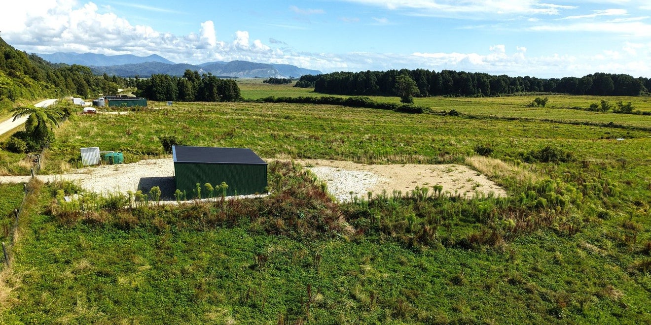 216 Kongahu Swamp Road, Little Wanganui, Karamea - Carousel 1