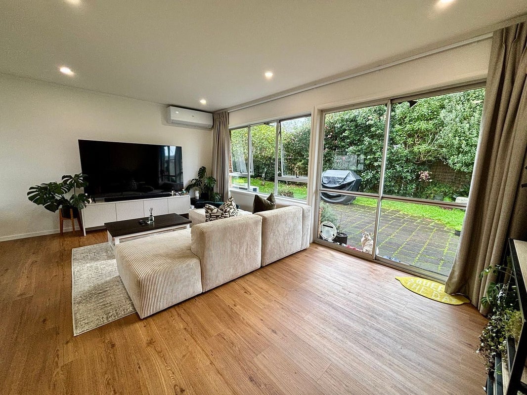 1/35 Inkerman Street, Onehunga, Auckland - Carousel 16