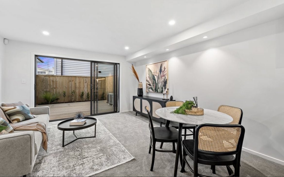 11/23 Tudor Road, Henderson, Auckland - Carousel 2
