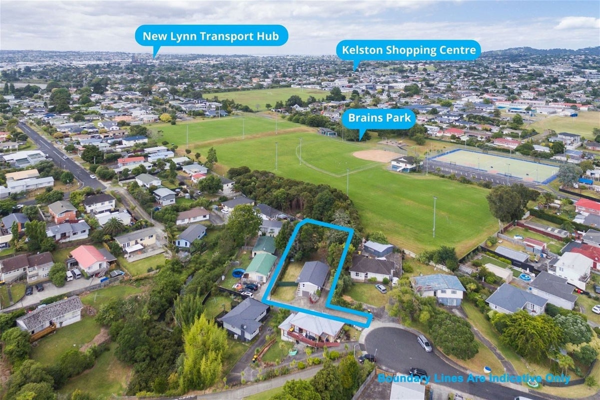 18 Aronui Terrace, Kelston, Auckland - Carousel 1