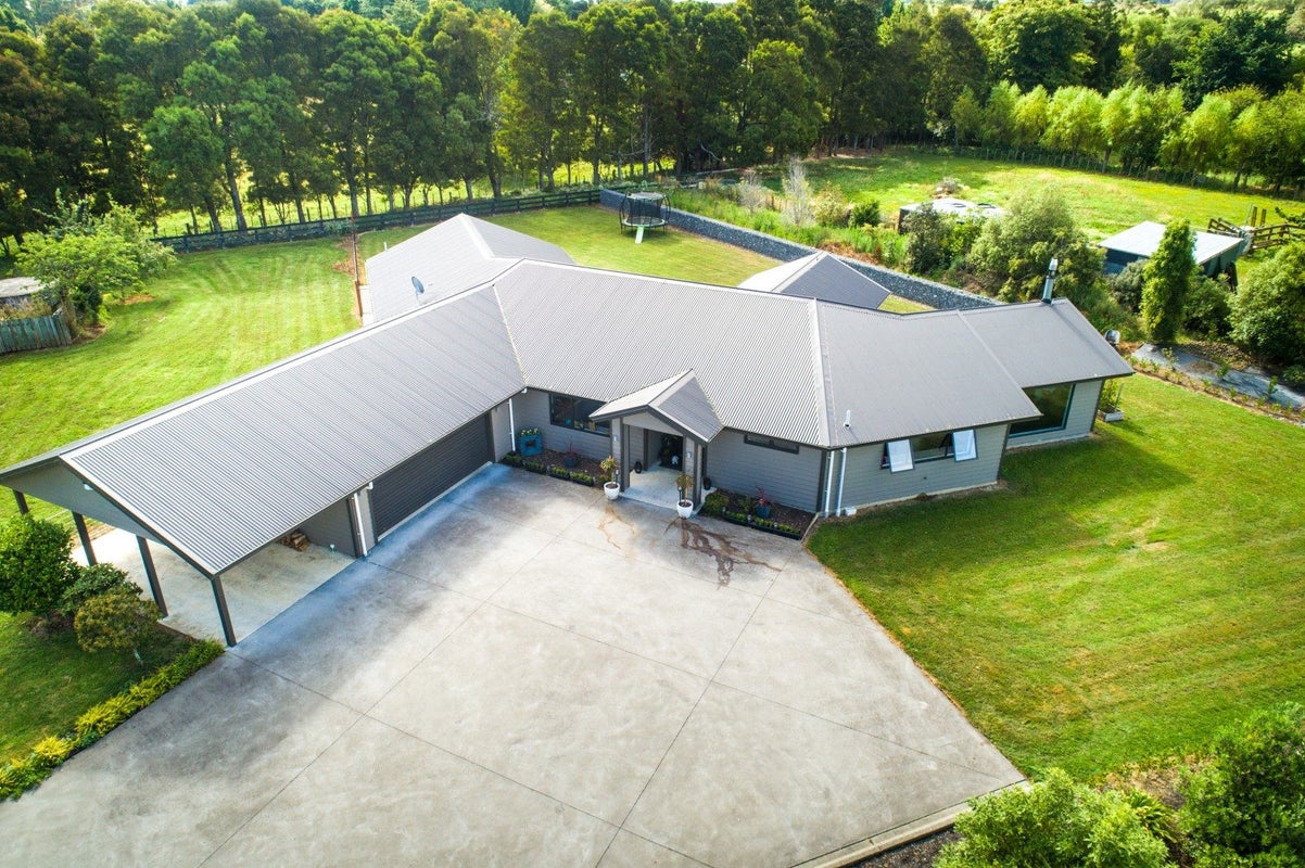 5 Harrisons Line, Ashhurst, Ashhurst - Carousel 2
