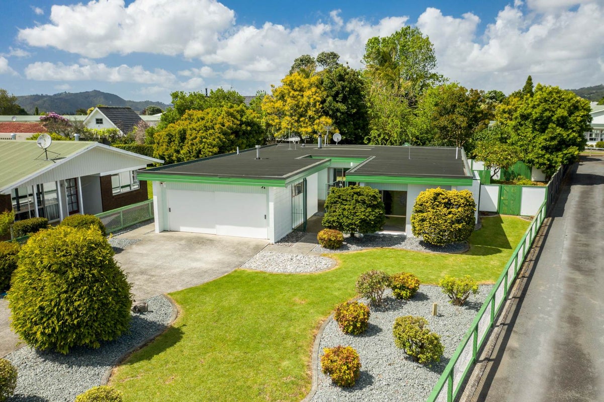24 Carlton Crescent, Kamo, Whangarei - Carousel 2