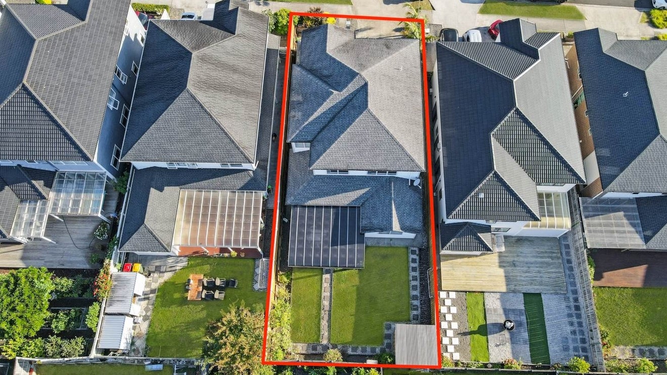 10 Tinaku Road, Flat Bush, Auckland - Carousel 1