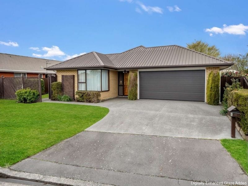 10 Innisfree Place, Northwood, Christchurch - Carousel 1