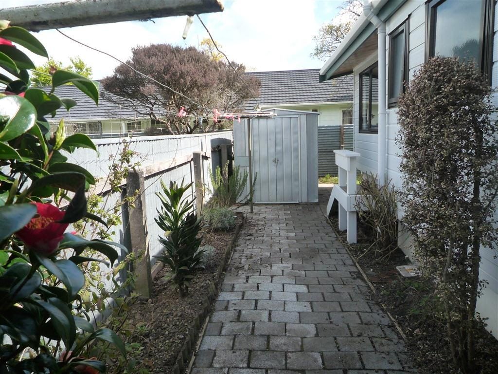 23B Long Melford Road, Awapuni, Palmerston North - Carousel 12