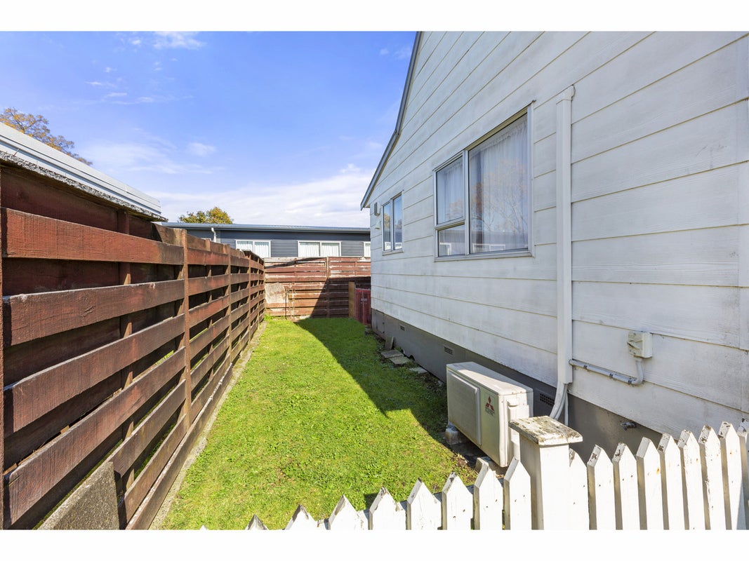 12D Breckons Avenue, Nawton, Hamilton - Carousel 19