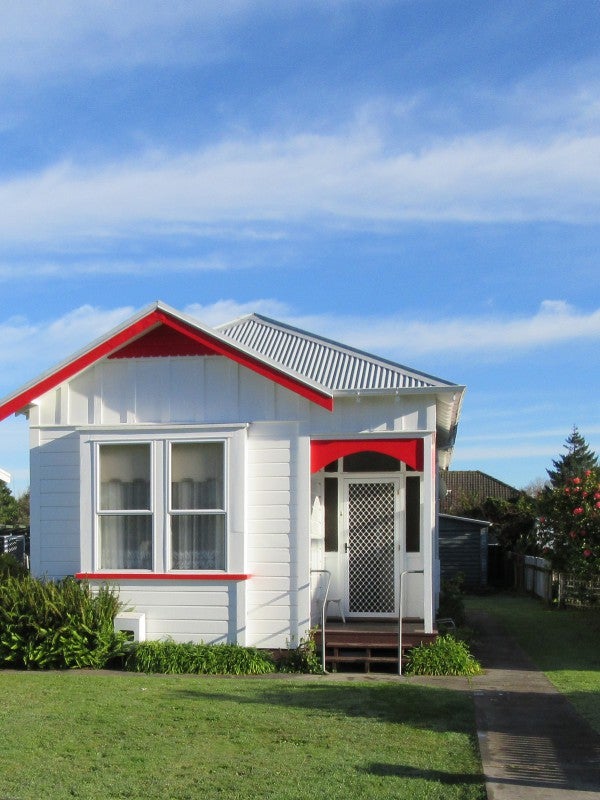 7 Desmond Road, Te Hapara, Gisborne - Carousel 1