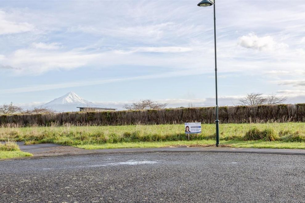 15 Kia Marea Close, Hawera - Carousel 2