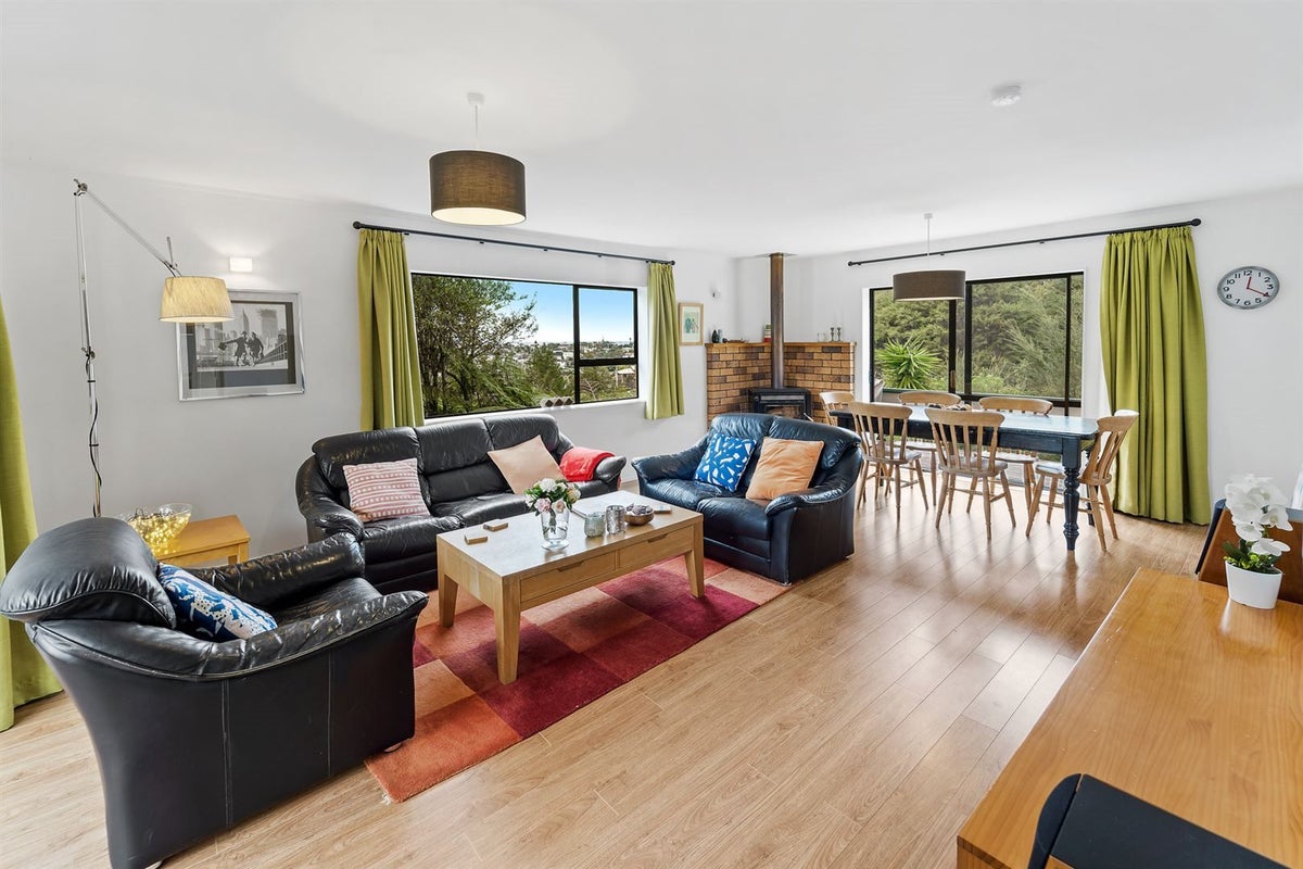 139 Glenvar Road, Torbay, Auckland - Carousel 2