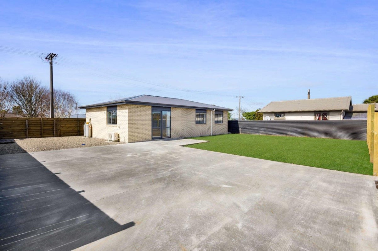 2 Chute Street, Normanby, Hawera - Carousel 1