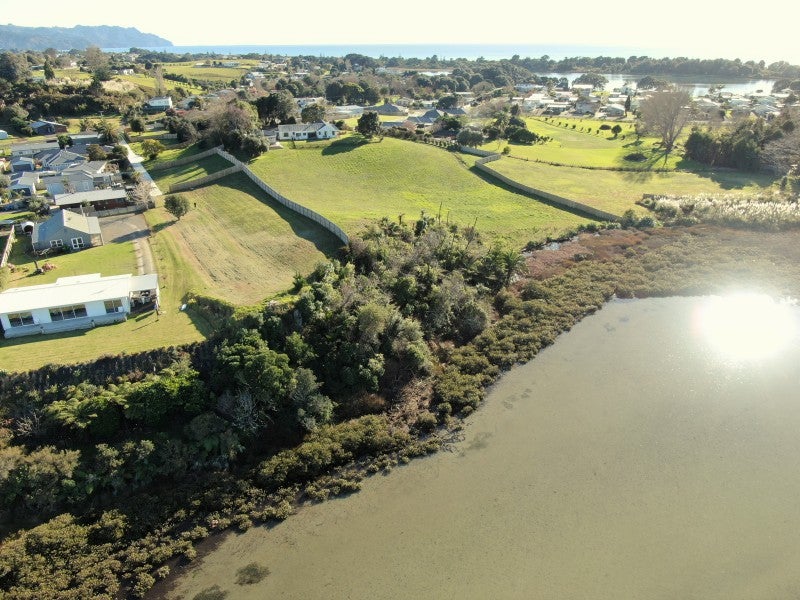 69 Athenree Road, Athenree, Katikati - Carousel 1