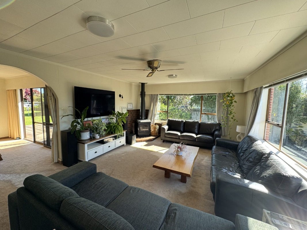 1016 Oliphant Road, Raureka, Hastings - Carousel 2