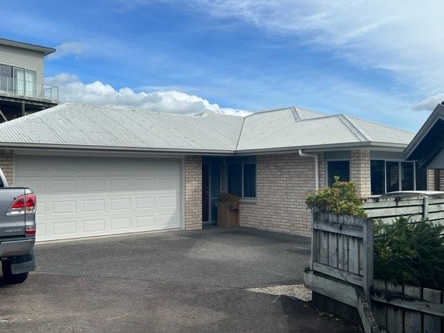 43 Graham Place, Bellevue, Tauranga - Carousel 1