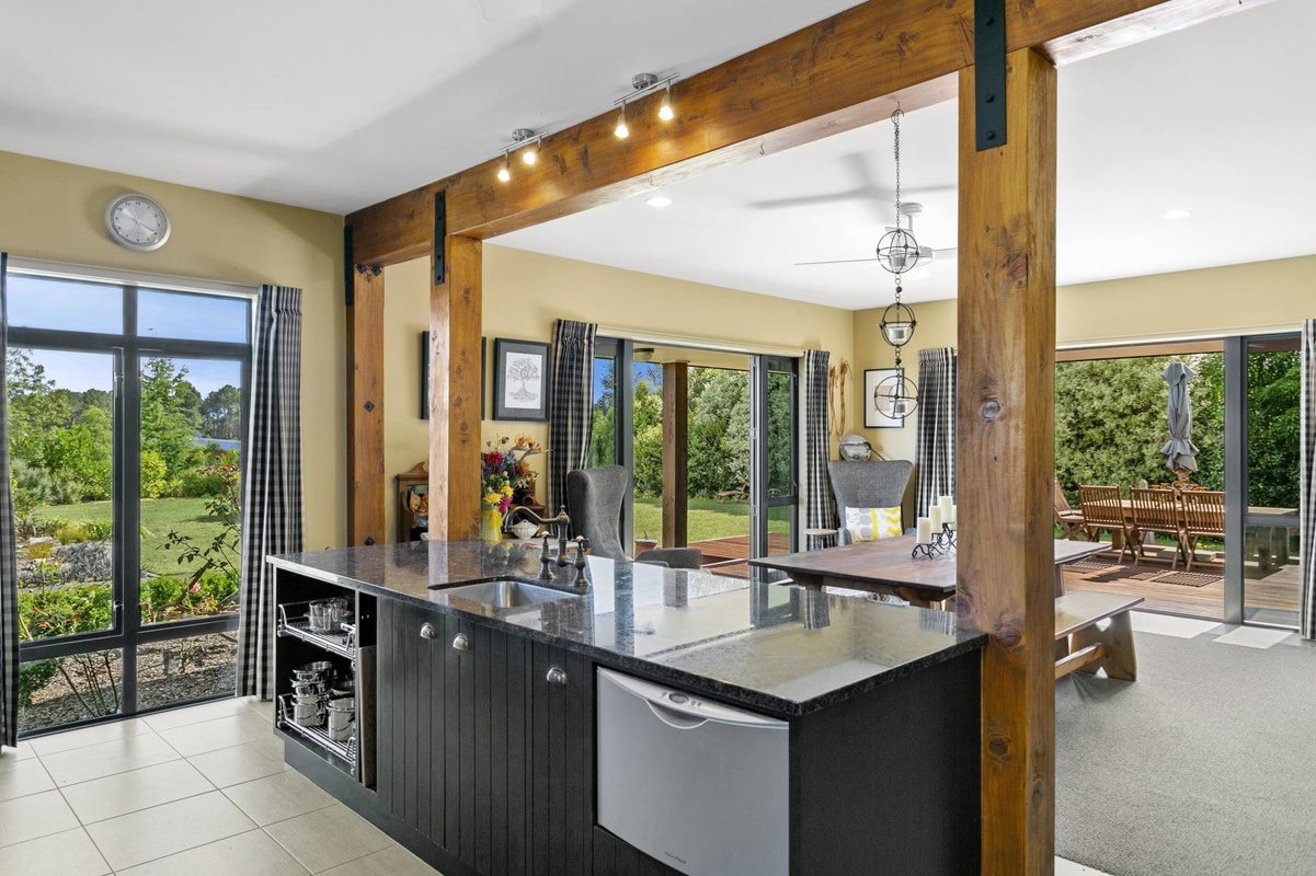103 Parekaawa Drive, Motuoapa, Turangi - Carousel 1