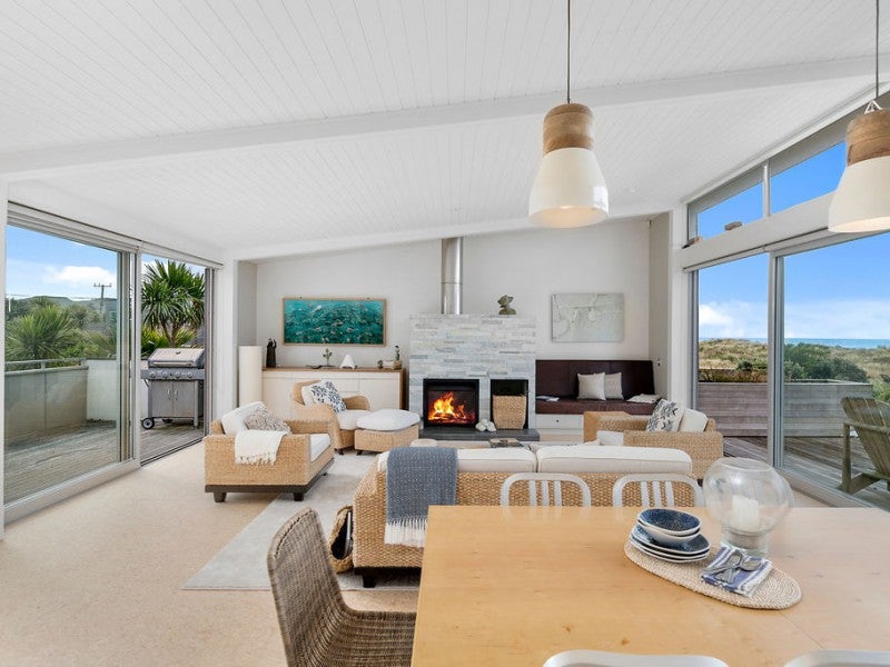 77 Blue Pacific Parade, Riversdale Beach, Masterton - Carousel 2
