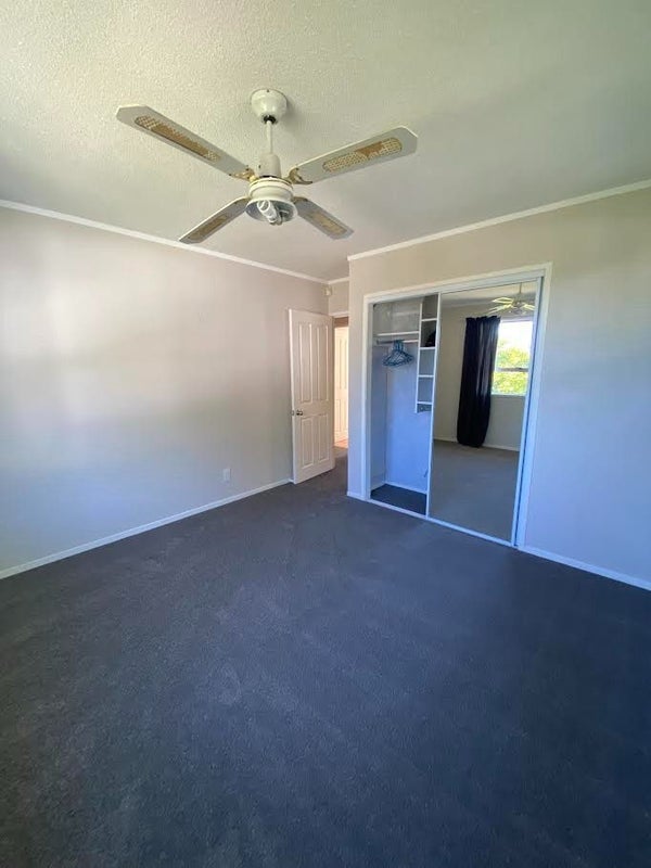 14 Newstead Avenue, Browns Bay, Auckland - Carousel 17