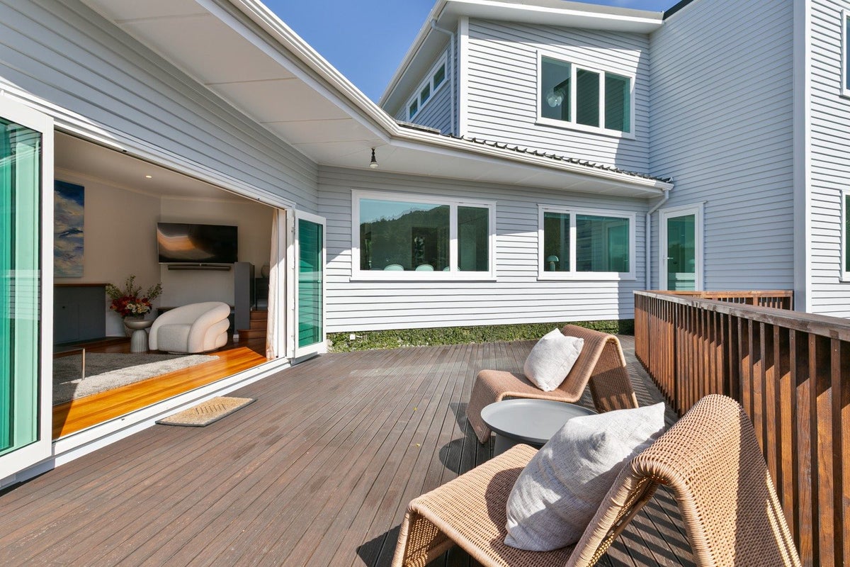 34 Spencer Street, Crofton Downs, Wellington - Carousel 2