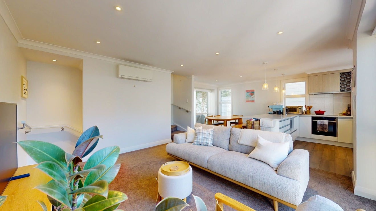 57 Arcus Way, Hataitai, Wellington - Carousel 2