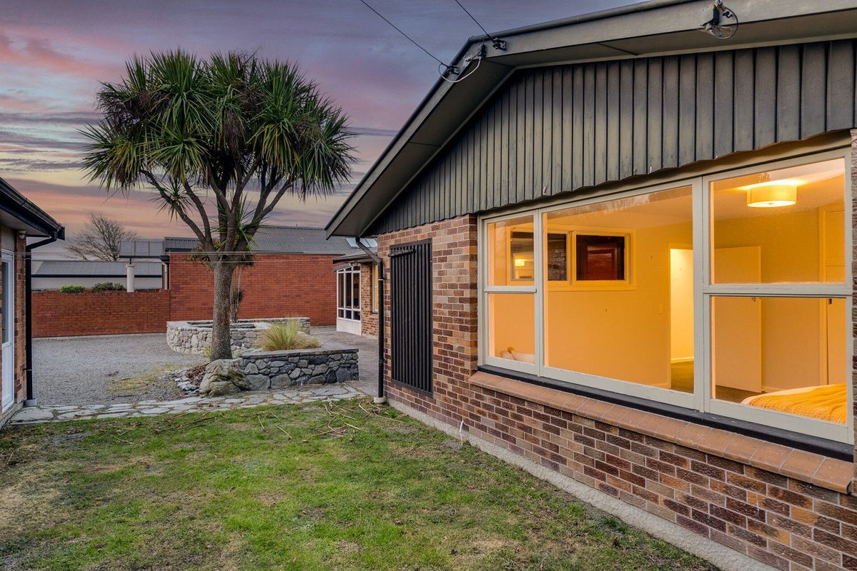 142 Highsted Road, Casebrook, Christchurch - Carousel 19