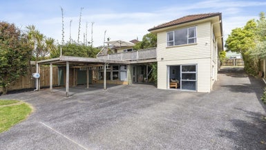 112C Woodglen Road, Glen Eden, Auckland - Carousel 1