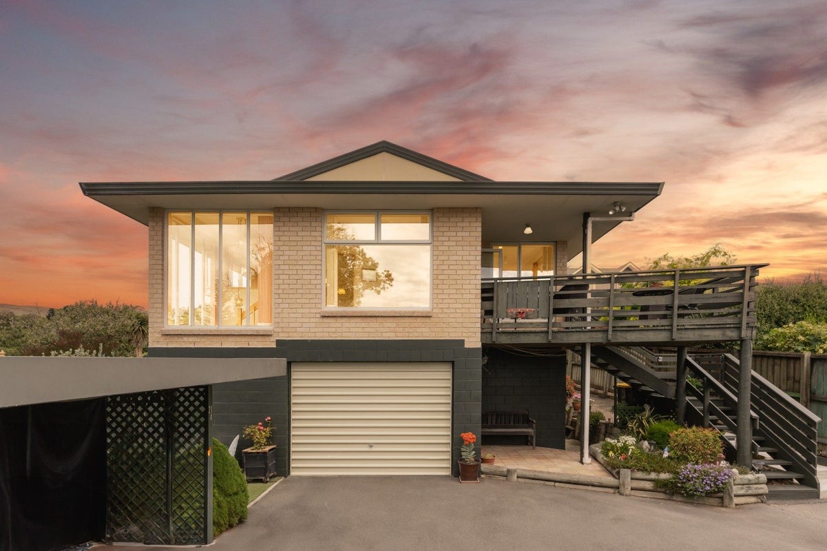 2/21 Huntsbury Avenue, Huntsbury, Christchurch - Carousel 1