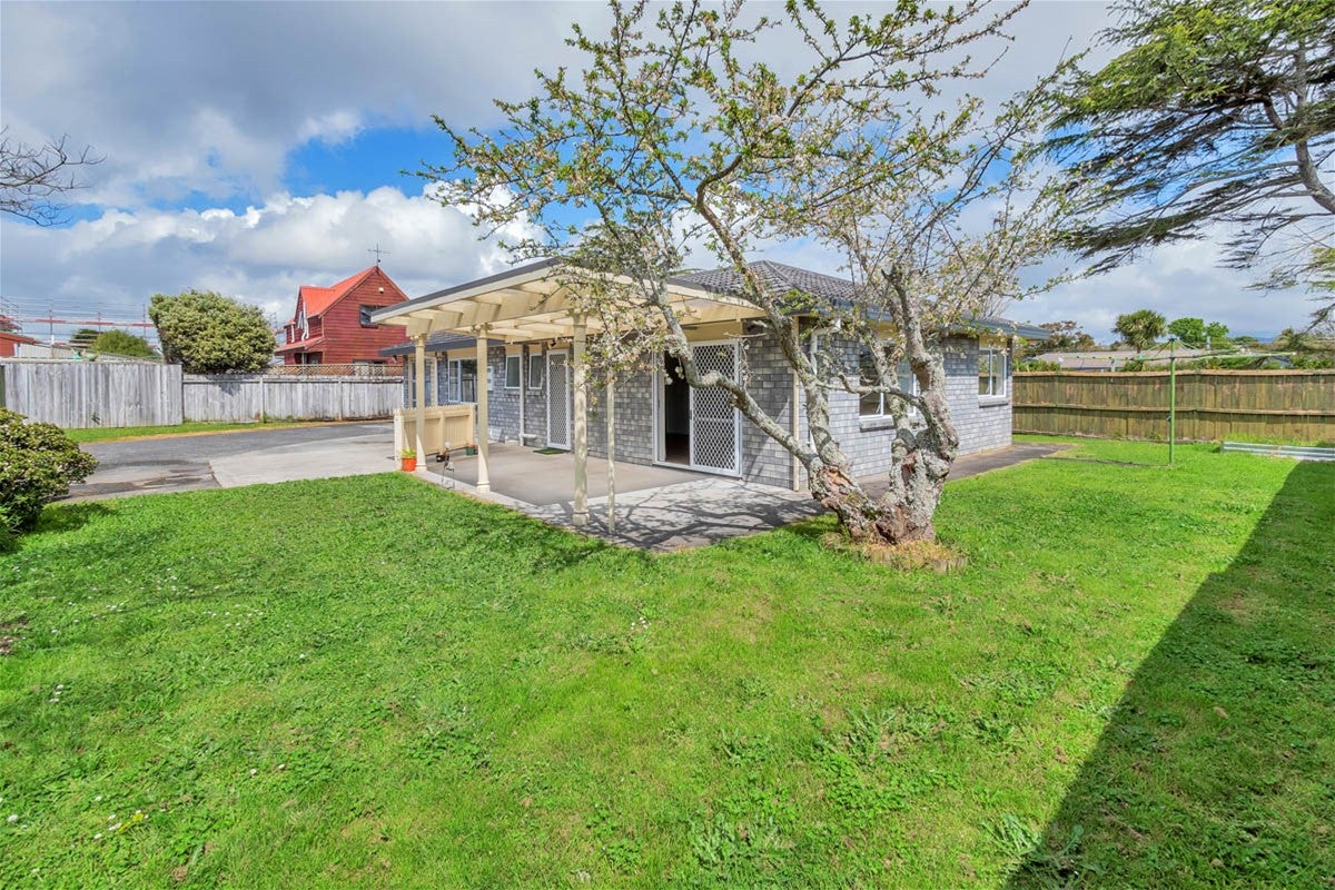 56B Swanson Road, Henderson, Auckland - Carousel 2