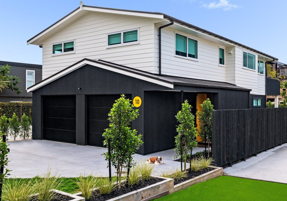10 Seaway Terrace, Otumoetai, Tauranga - Carousel 1