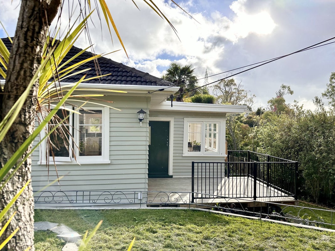 67A Woodglen Road, Glen Eden, Auckland - Carousel 1