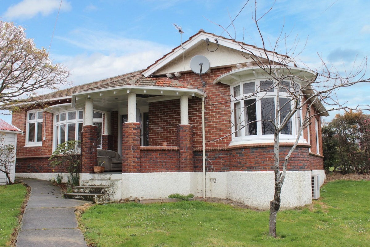 115 Elgin Road, Maryhill, Dunedin - Carousel 2