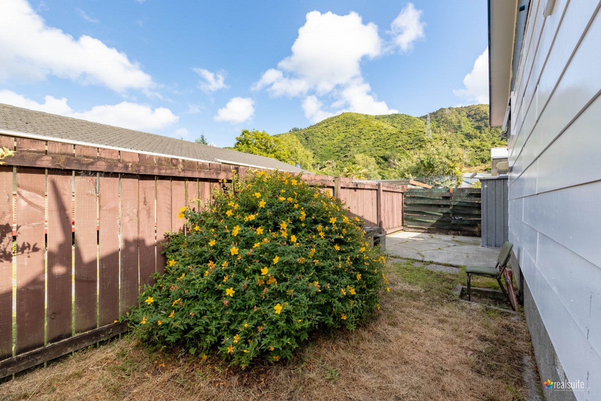 1/202 California Drive, Totara Park, Upper Hutt - Carousel 13