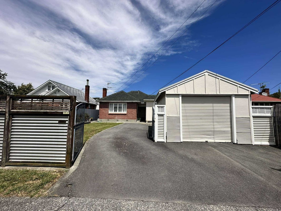 39 Ararino Street, Trentham, Upper Hutt - Carousel 1