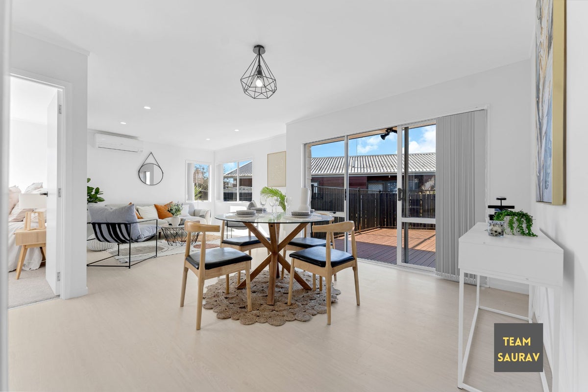 19 Carnoustie Drive, Wattle Downs, Auckland - Carousel 2