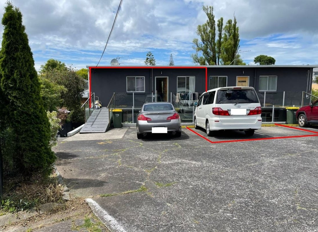 3/7 Alston Avenue, Kelston, Auckland - Carousel 2