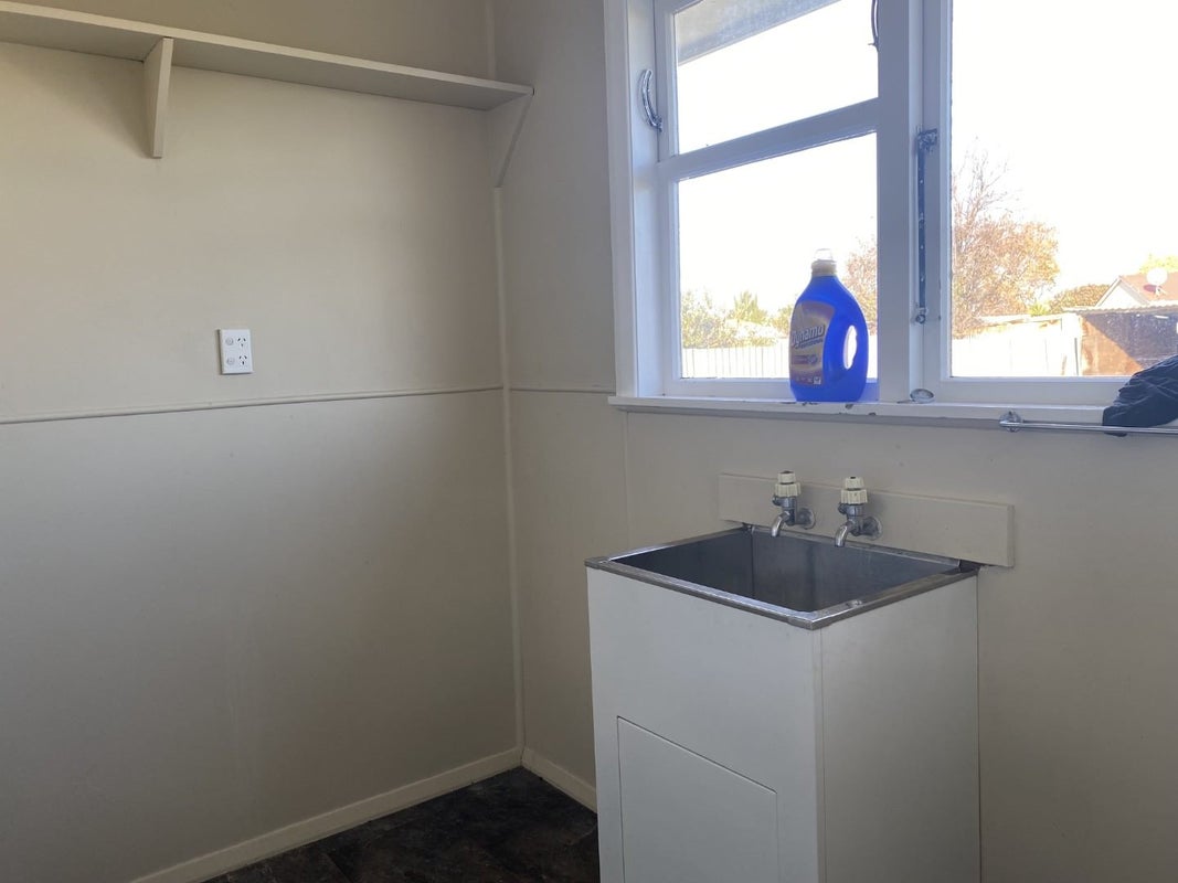 26 Cottrell Crescent, Onekawa, Napier - Carousel 13