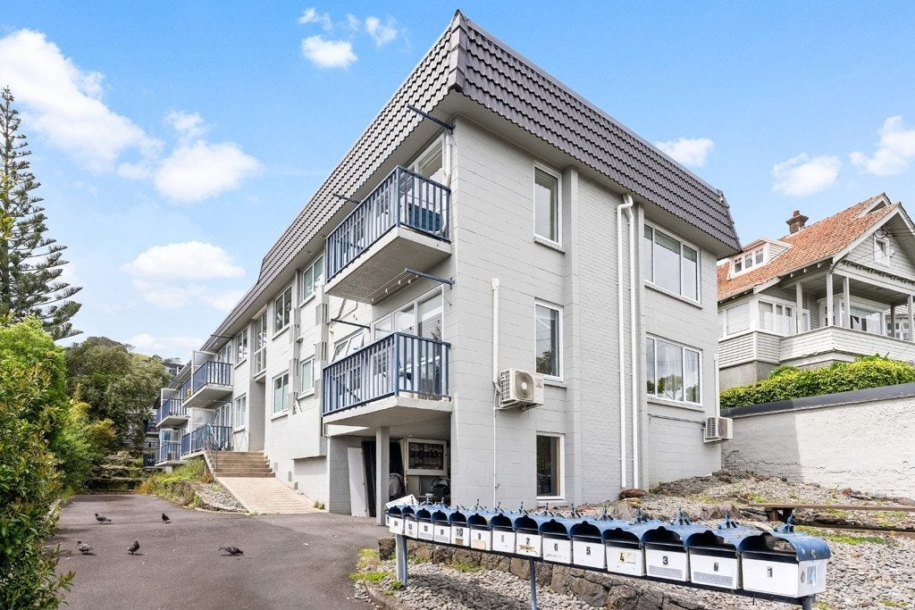 5/24 Sherbourne Road, Mount Eden, Auckland - Carousel 1