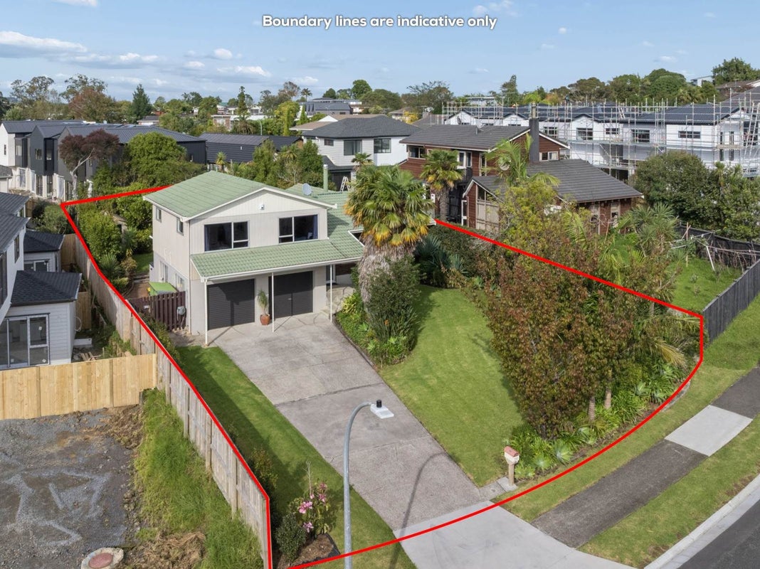 29 La Perouse Street, Botany Downs, Auckland - Carousel 27