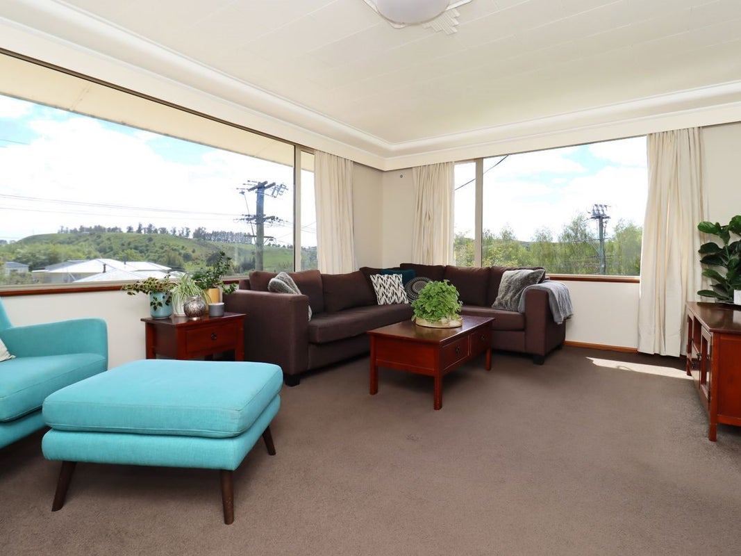 1 Hayle Street, Holmes Hill, Oamaru - Carousel 2