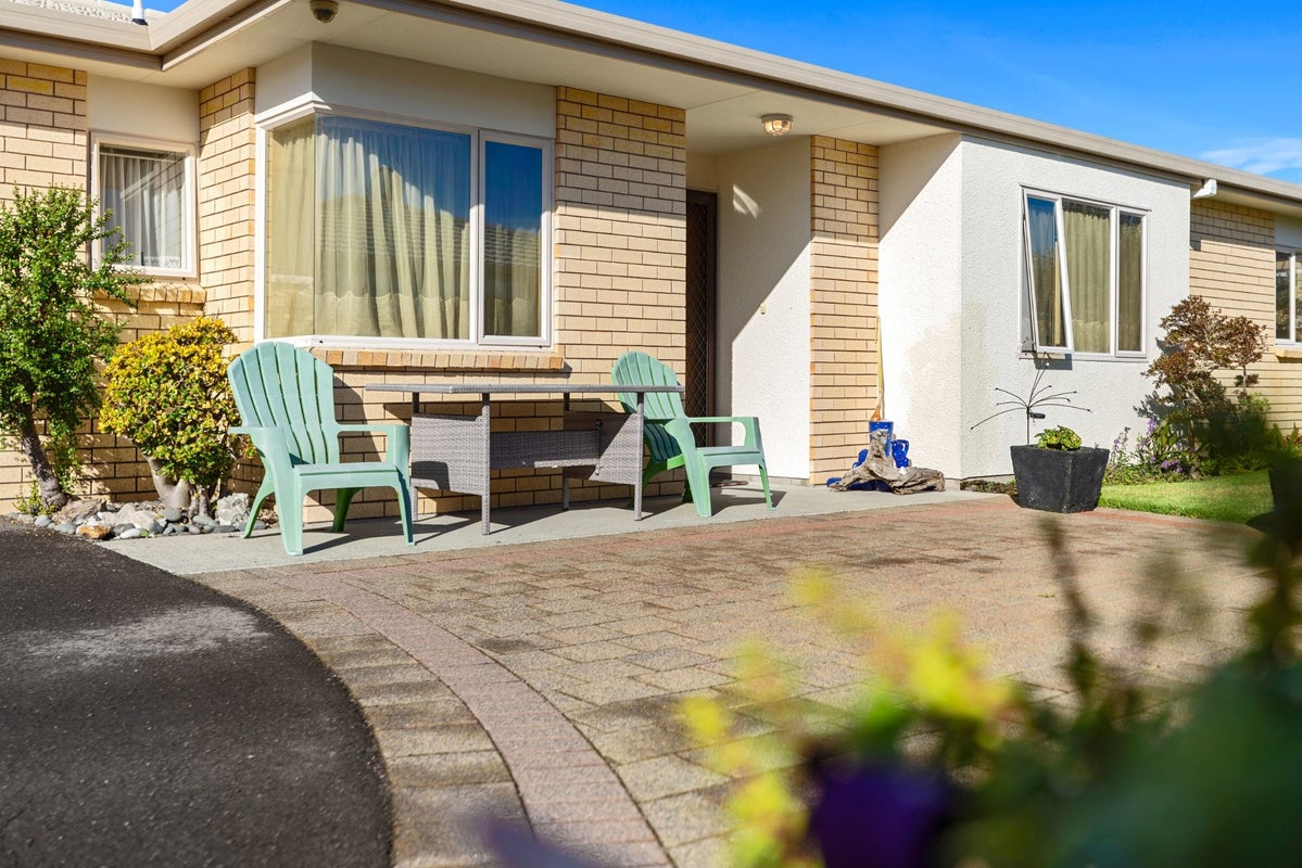 56B Pemberton Crescent, Greerton, Tauranga - Carousel 1